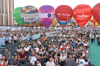 甘肃旅游：兰州安宁热气球赛事记（图）