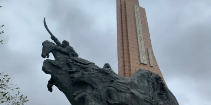 百靈廟抗日武裝暴動紀念碑