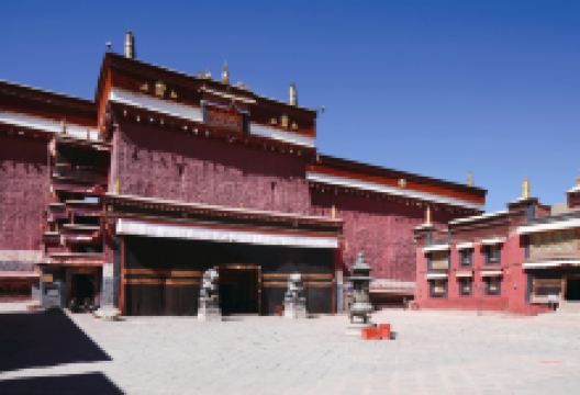 萨迦寺景点图片