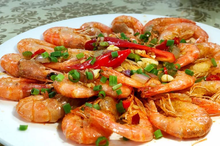 华侨佬海鲜大排档(侨港海滩店)