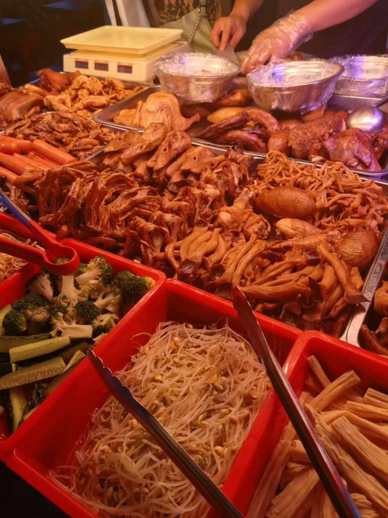 卤膳坊(团结路店)