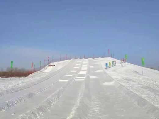 雅鲁河冰雪乐园