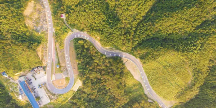 大別山主峯景區白馬尖