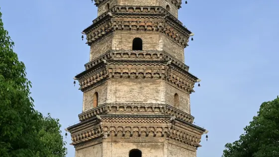 寶巖寺塔