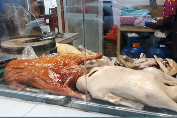 到南宁马山县必吃的菜,烧鹅、羊肉汤和永州鱼片!