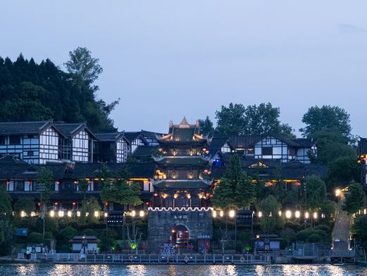 连峰楼