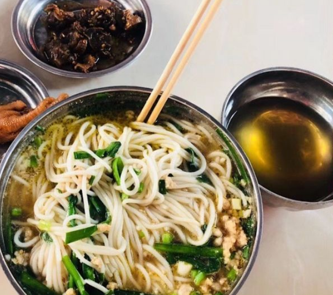 普洱老仓醋小锅米线