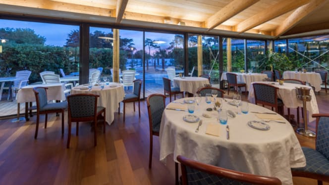 Le Domaine de Grenettes餐厅图片