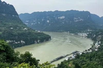 龙进溪