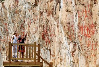 崇左+宁明花山岩画景区+友谊关景区一日游【1单1团 独立用车游 自由畅享无限制 0自费0购物 纯玩品质游】