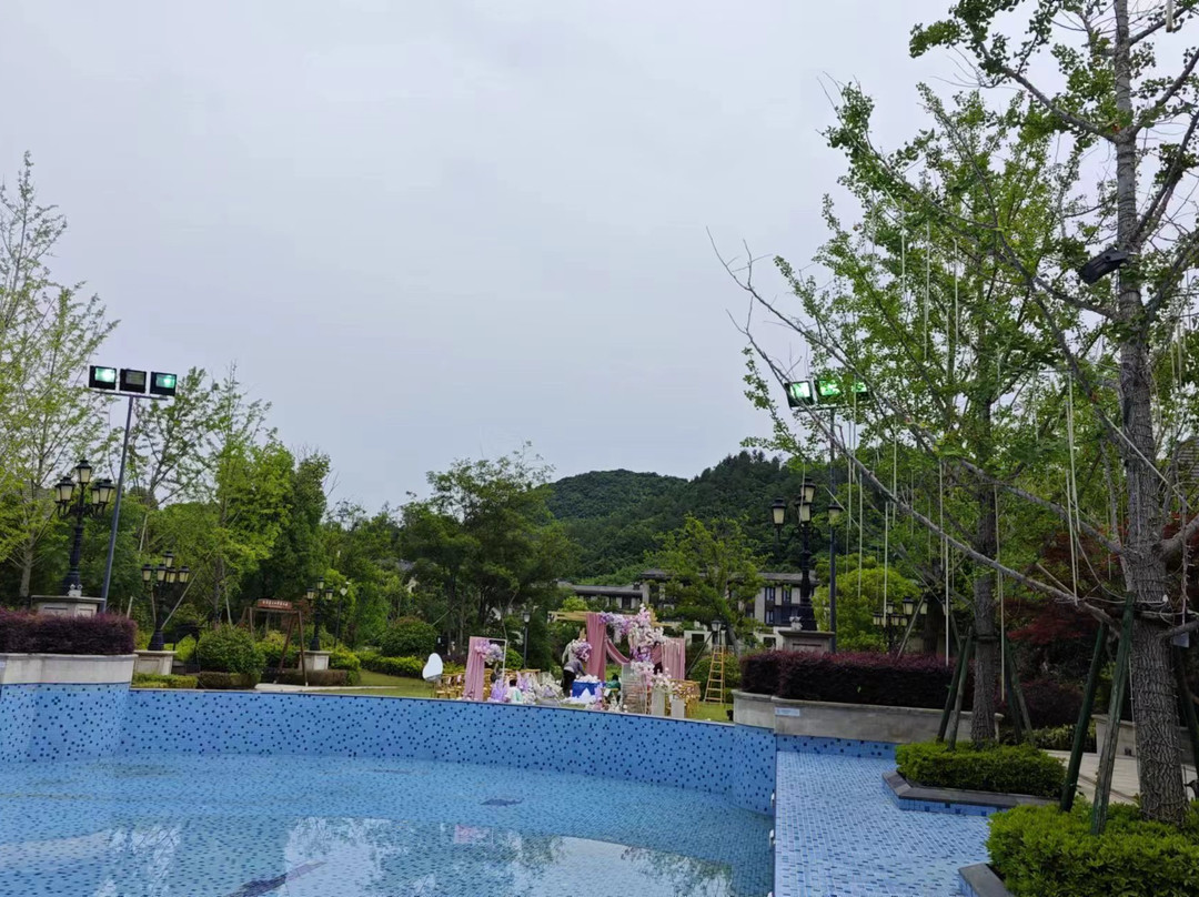 德清莫干山尊蓝山居主图