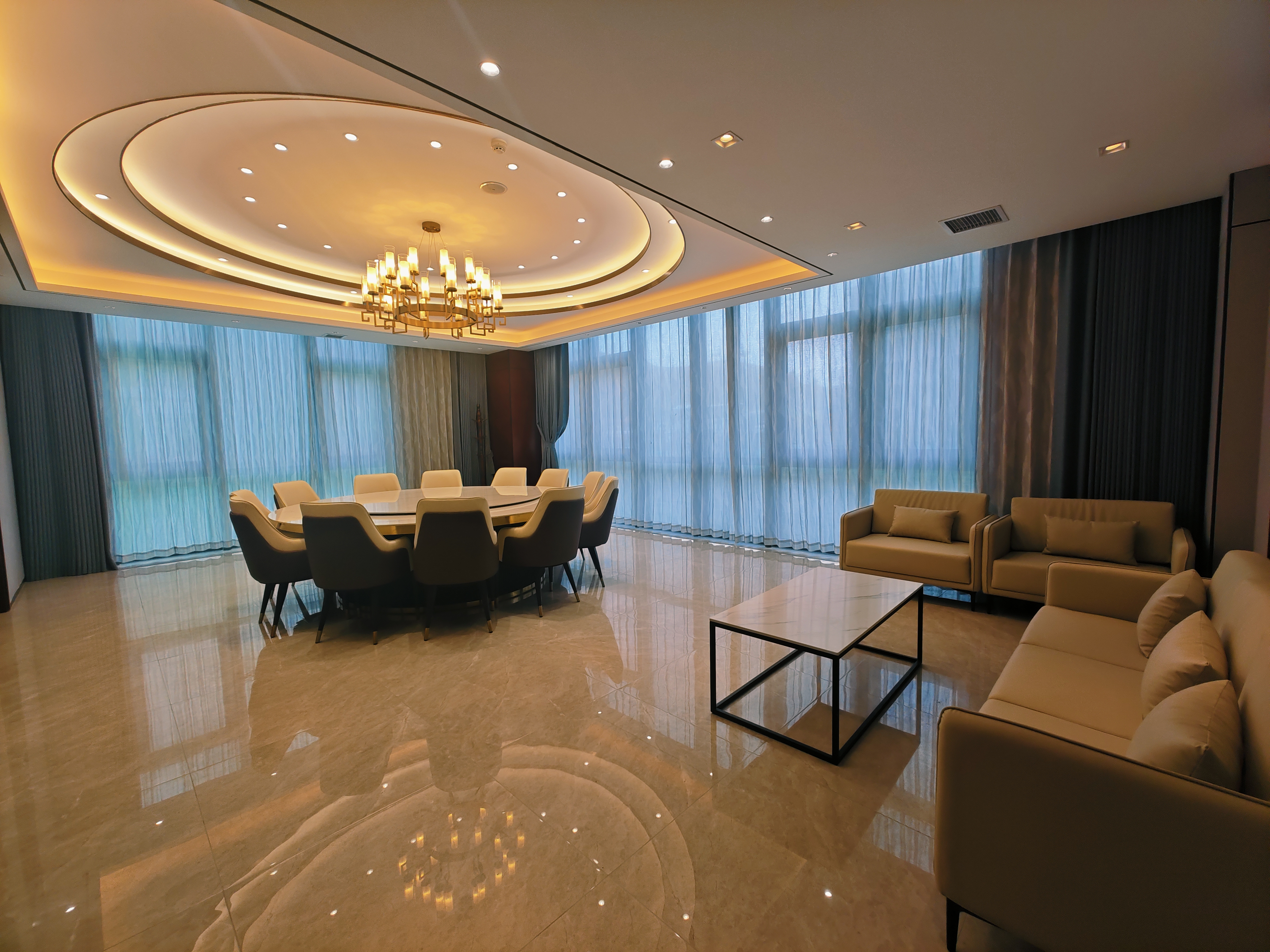 普兰平措康桑富氧酒店·餐厅餐厅图片