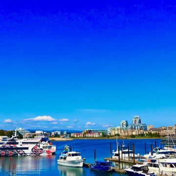 温哥华+维多利亚+卡尔加里+班夫8日6晚私家团