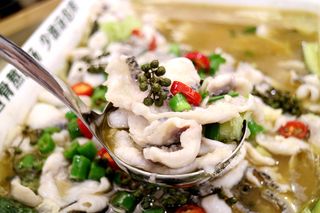 厦门25年水煮鱼老店,因为真的好吃,27家门店从岛外开到岛内