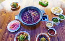玲萌轩石锅鱼餐厅图片