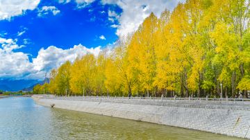 Lhasa River