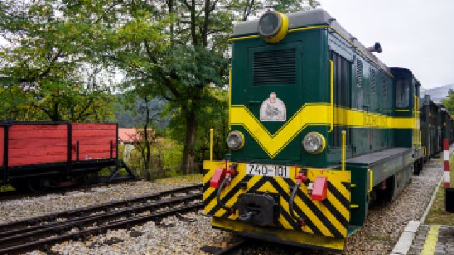 萨尔干8号小火车