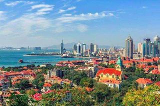 魅力青岛:阳光、沙滩、海浪,就差仙人掌