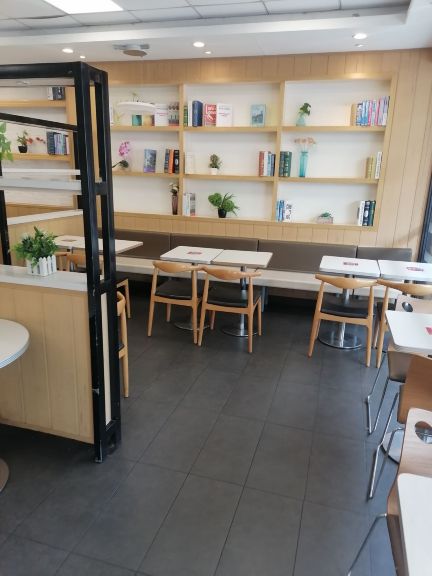 华莱士·全鸡汉堡(代县店)