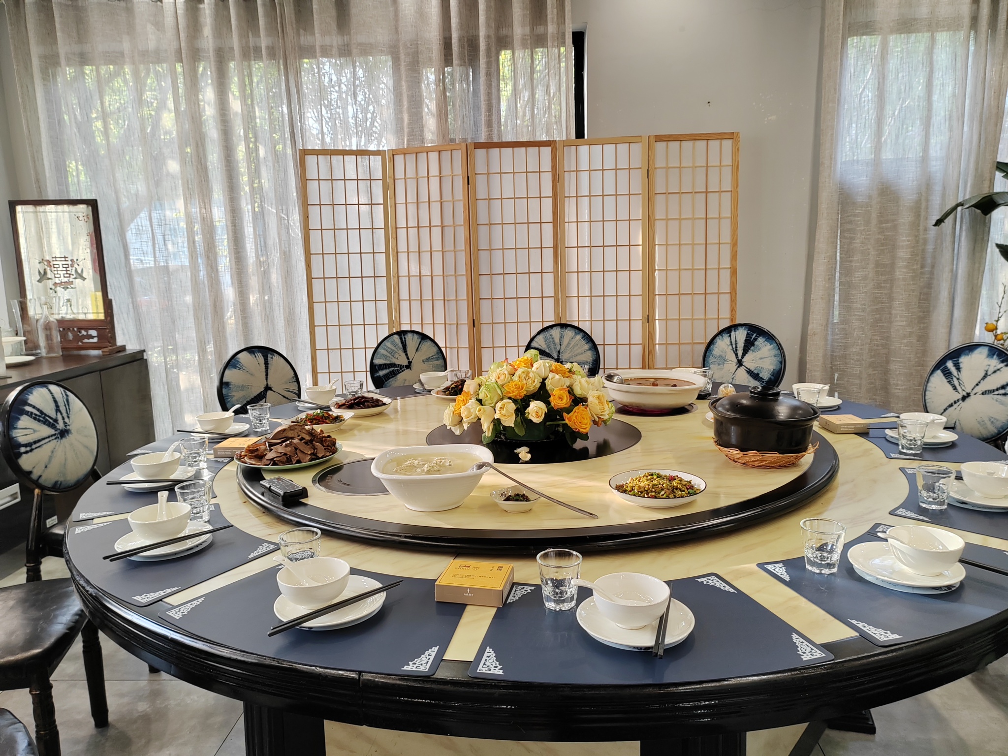 铜仁隐园入画精品民宿·花园餐厅