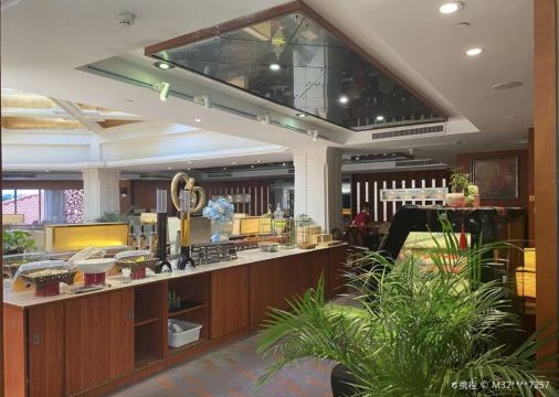 沙利文西餐厅(桥头三正半山酒店)