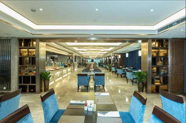 中壢吃到飽餐廳的現代化自助吧取餐區