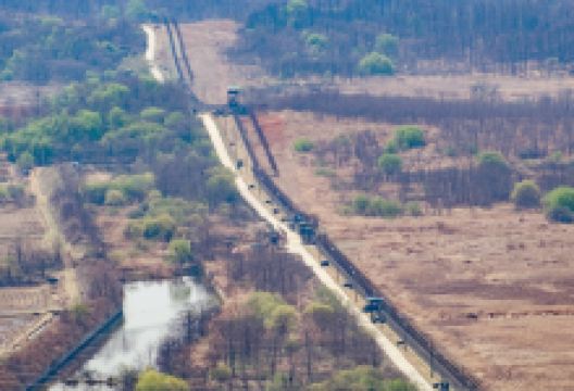 高城统一展望台景点图片