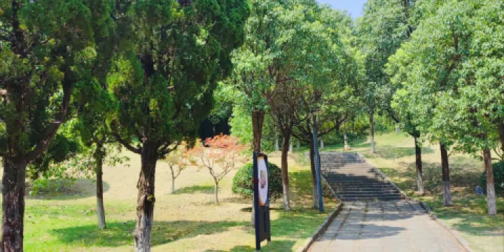 共青城富華山旅遊區