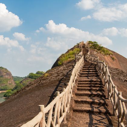 鹰潭+南岩寺+龟峰风景名胜区+龙虎山风景名胜区4日3晚私家团