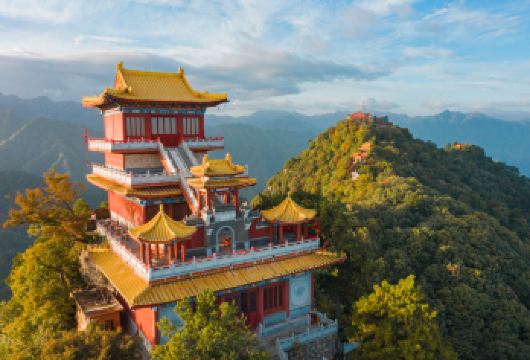 终南山南五台景区+《驼铃传奇》*登高祈福许愿/看大型实景演绎【山形拔峭，风景极其秀美。南五台古称太乙山，为“终南神秀之区”，是我国佛教圣地之一】