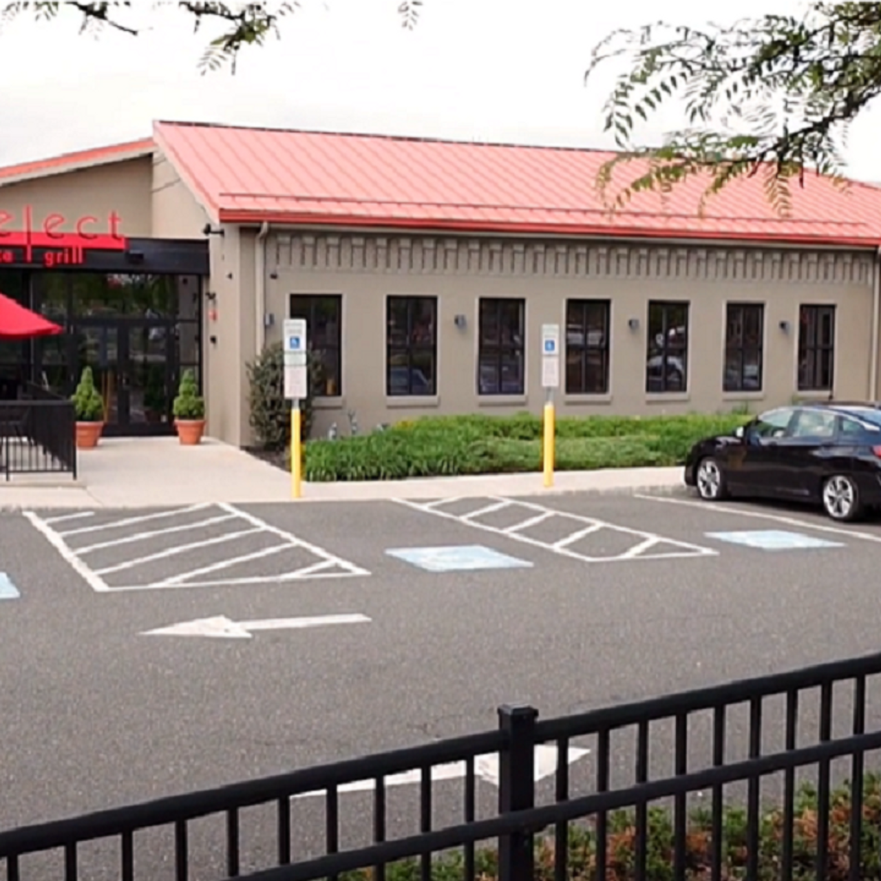 Pat's Select Pizza | Grill