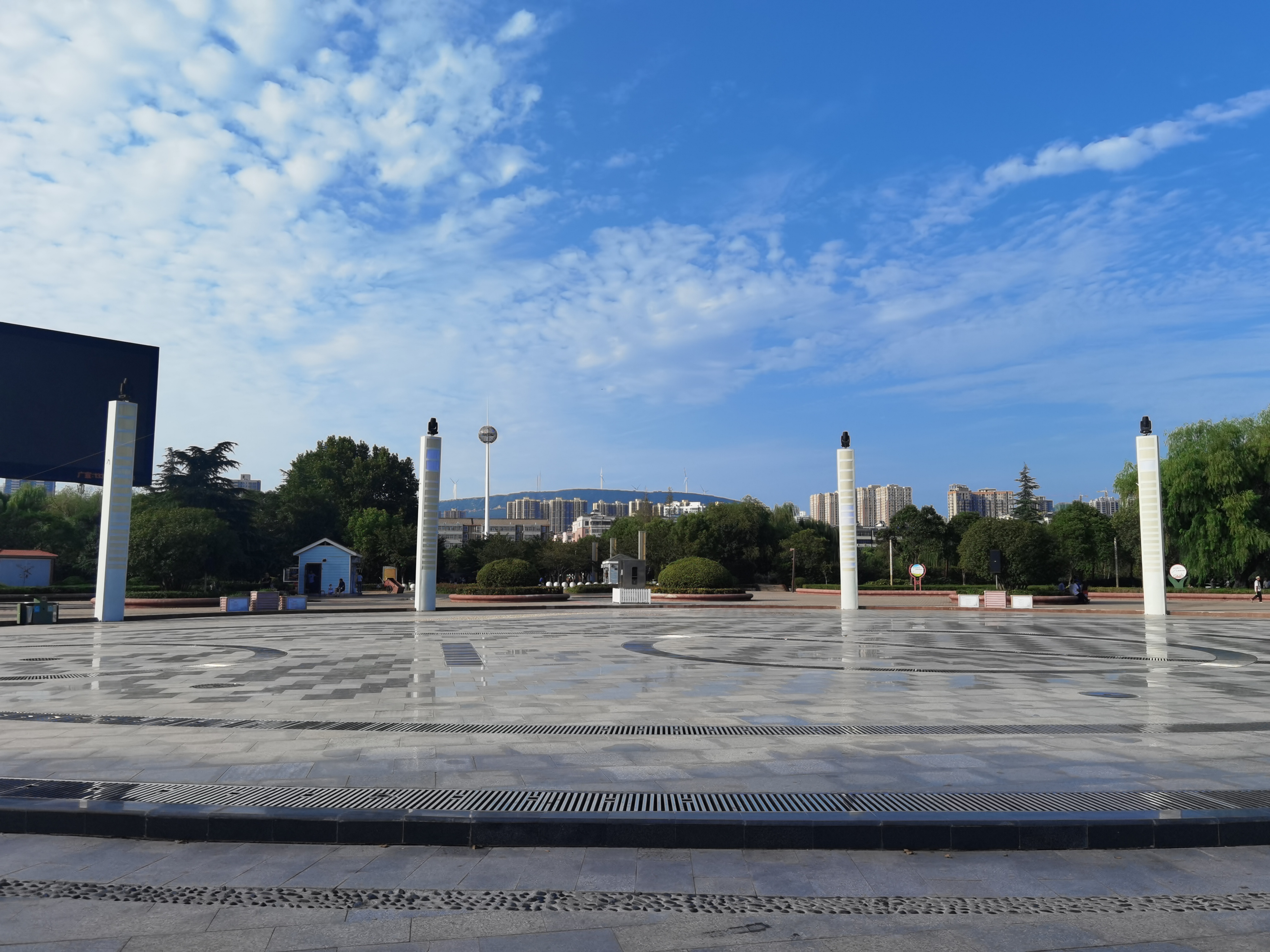 3-Day Pingdingshan Tour: Cultural and Natural Fusion, from Bao Gong Temple to Zhanhe Park