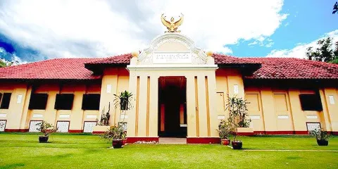 烏汶府國家博物館