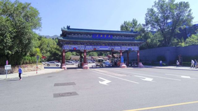 暑 · 京D8 - 长城