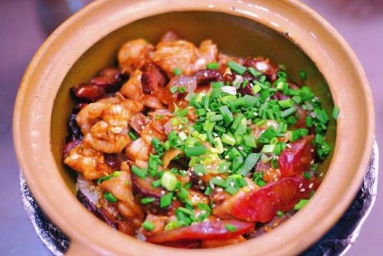红星光发煲仔饭(文海店)