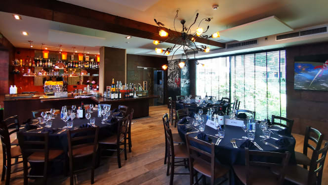 La Creche des Artistes - Le Canal餐厅图片