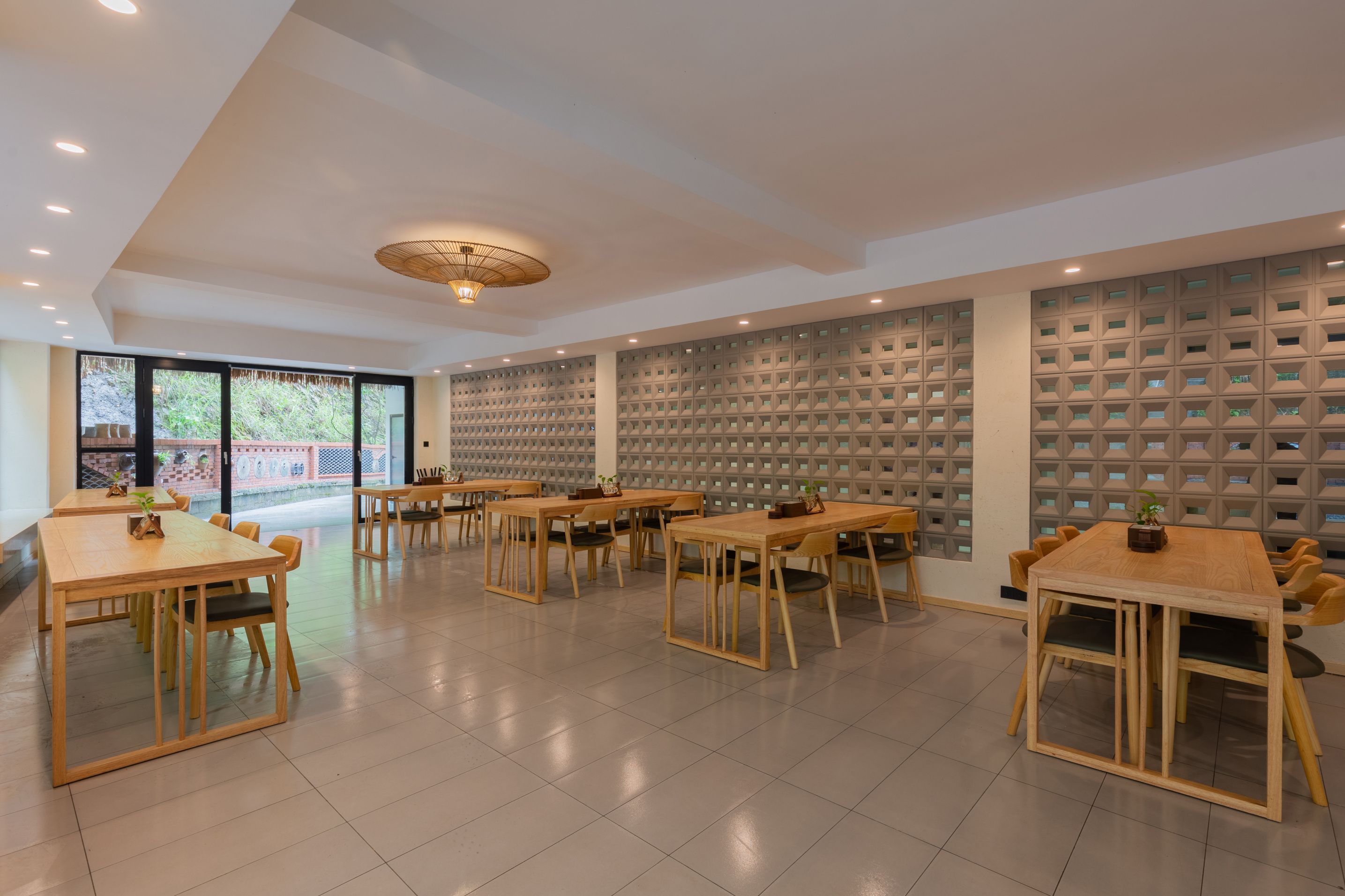 梵净山迎晓山居设计师民宿·餐厅餐厅图片