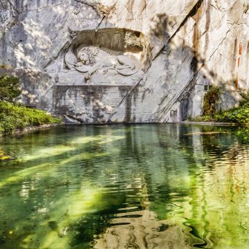 法国巴黎+意大利罗马9日8晚跟团游