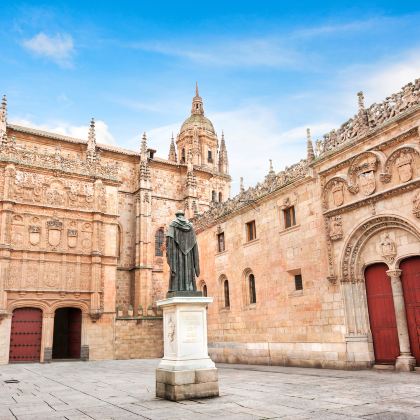 西班牙+马德里+萨拉曼卡+巴塞罗那6日5晚私家团