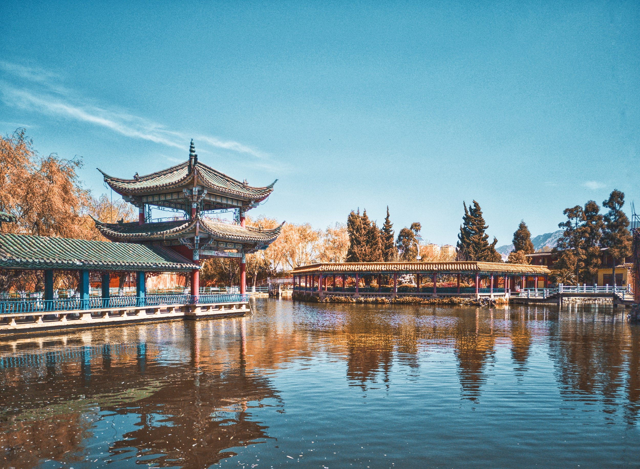 1-Day Xuanwei Tour: Wanshui Park's serene lakescape, Pu Zaiting's historical legacy