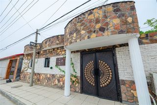 延庆八达岭倾城居民宿,房间就是游乐园,和孩子一起住进大城堡