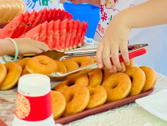 红苹果蛋糕房(潍安路店)餐厅图片