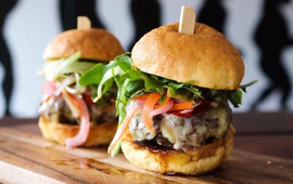 Funkee Monkee Eatery and Bar
