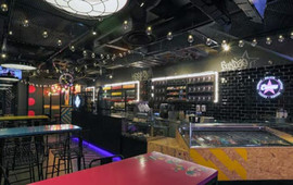 Creams Cafe