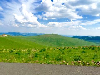 走最美张北草原天路,相聚茗旗庄园吃烤全羊,外焦里嫩想再来一个