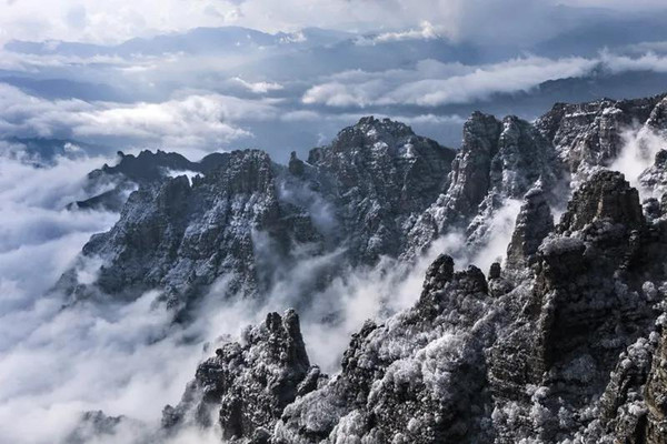 冬游保定 | 雪景雾凇，云海日出……冬季的白石山已上线！