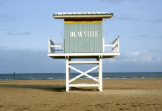 多维尔海滩景点图片