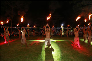 槟榔谷篝火晚宴，玩的就是一个嗨
