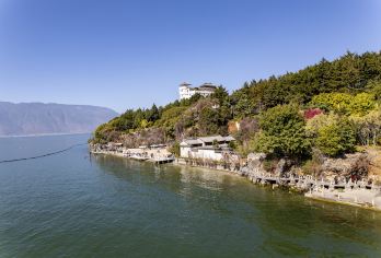 大理+崇圣寺+喜洲+双廊+洱海一日游【苍洱风情丨午餐丨游船】【[深度游大理]走进喜洲白族民居、探秘大理皇家寺庙崇圣寺，乘洱海大游船见证山海时光】