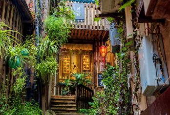 重庆出发：长江索道+单轨穿楼+磁器口+洪崖洞一日游【私家团】【私家小团丨小众玩法丨纯玩无购丨独立包车丨行程可调丨随停随走丨时间自由丨上门接送】